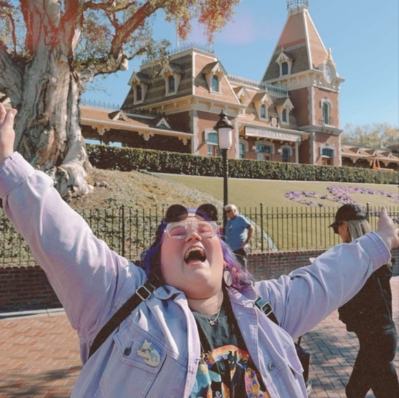 Meet your Posher, Sara - Picture 5 of 7